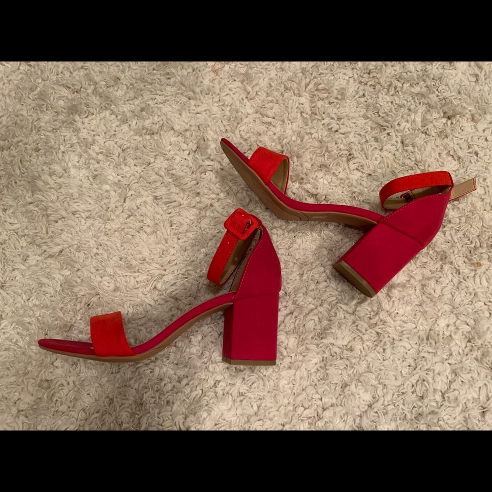 Chinese Laundry block heel sandal - Size 6.5